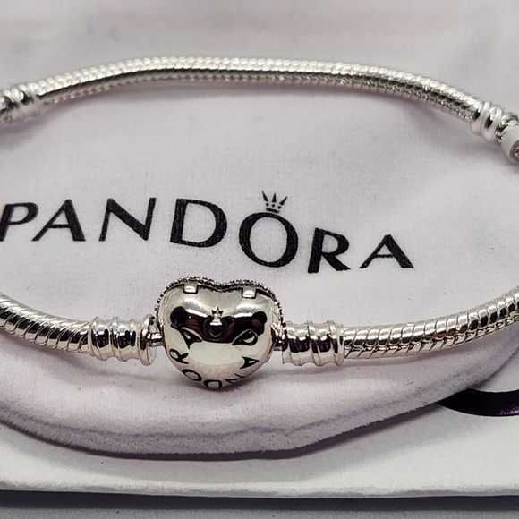 Pandora Moments Sparkling Heart Claps Snake Chain Charm Bracelet Size 7.5 Inches - Picture 7 of 8